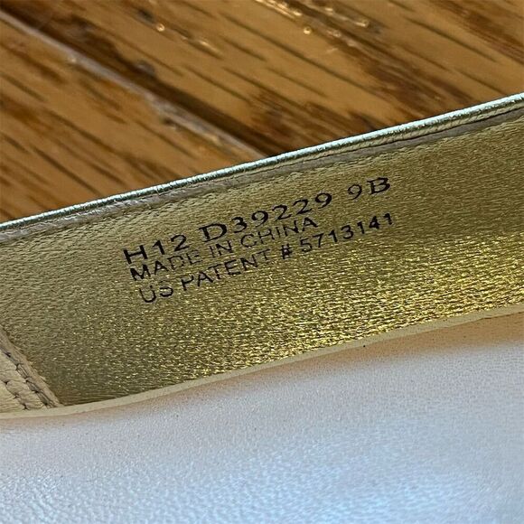 Cole Haan Women's Gold Metallic Wedge Heels Size 9B Open Toe Formal - Picture 7 of 8